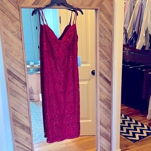 Beautiful Red sparkly lulu dress